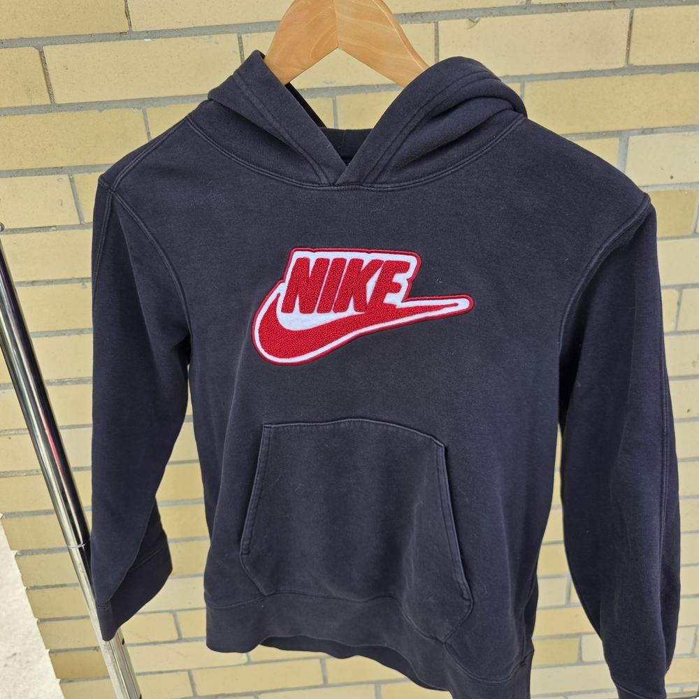 Nike Black Sweatshirt wi Red Emblem